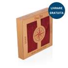 Cutie cu căciulă, fular și șosete din Lână Merinos - Vișiniu